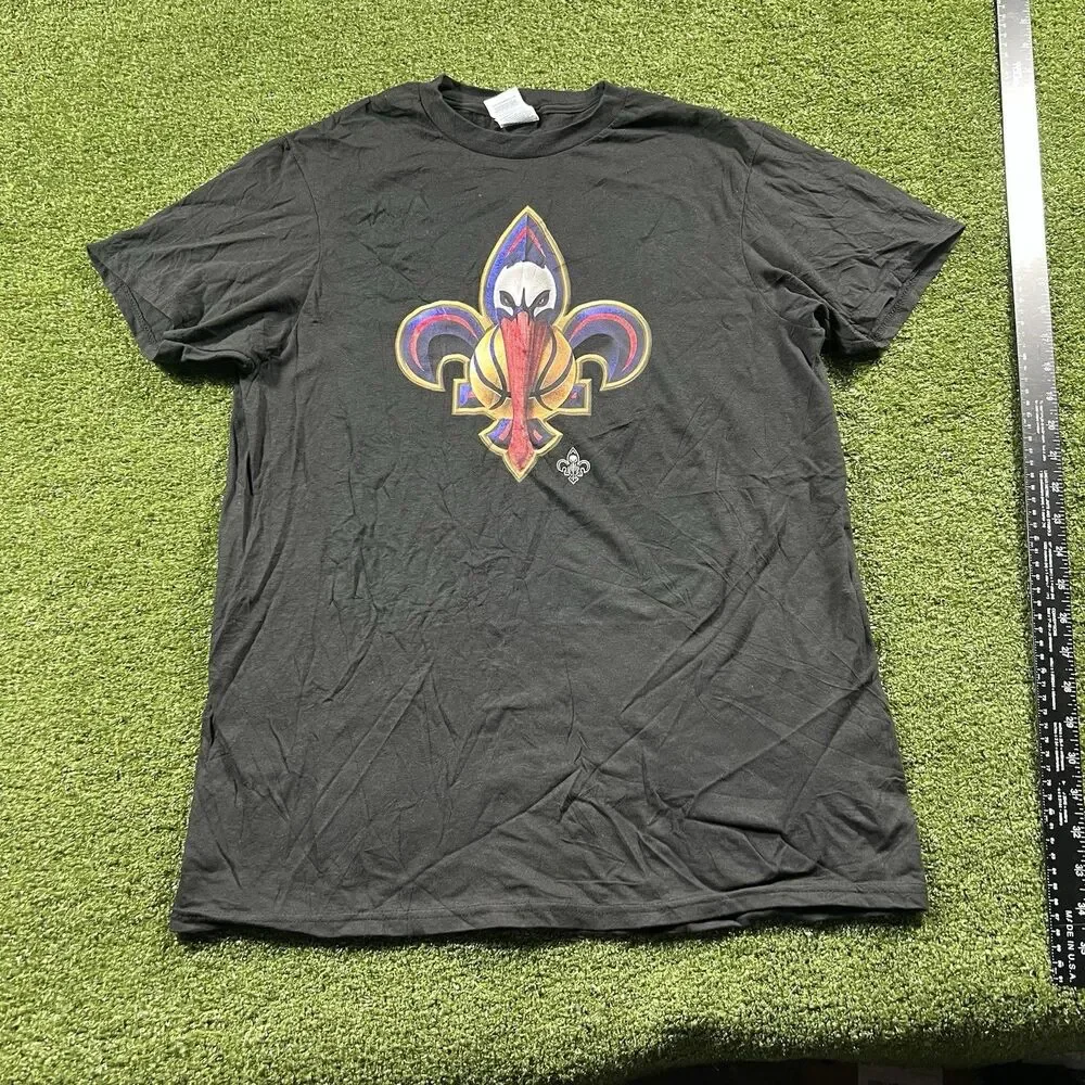 Men’s M - Fanatics NBA New Orleans Pelicans Basketball T-Shirt Navy NWOt